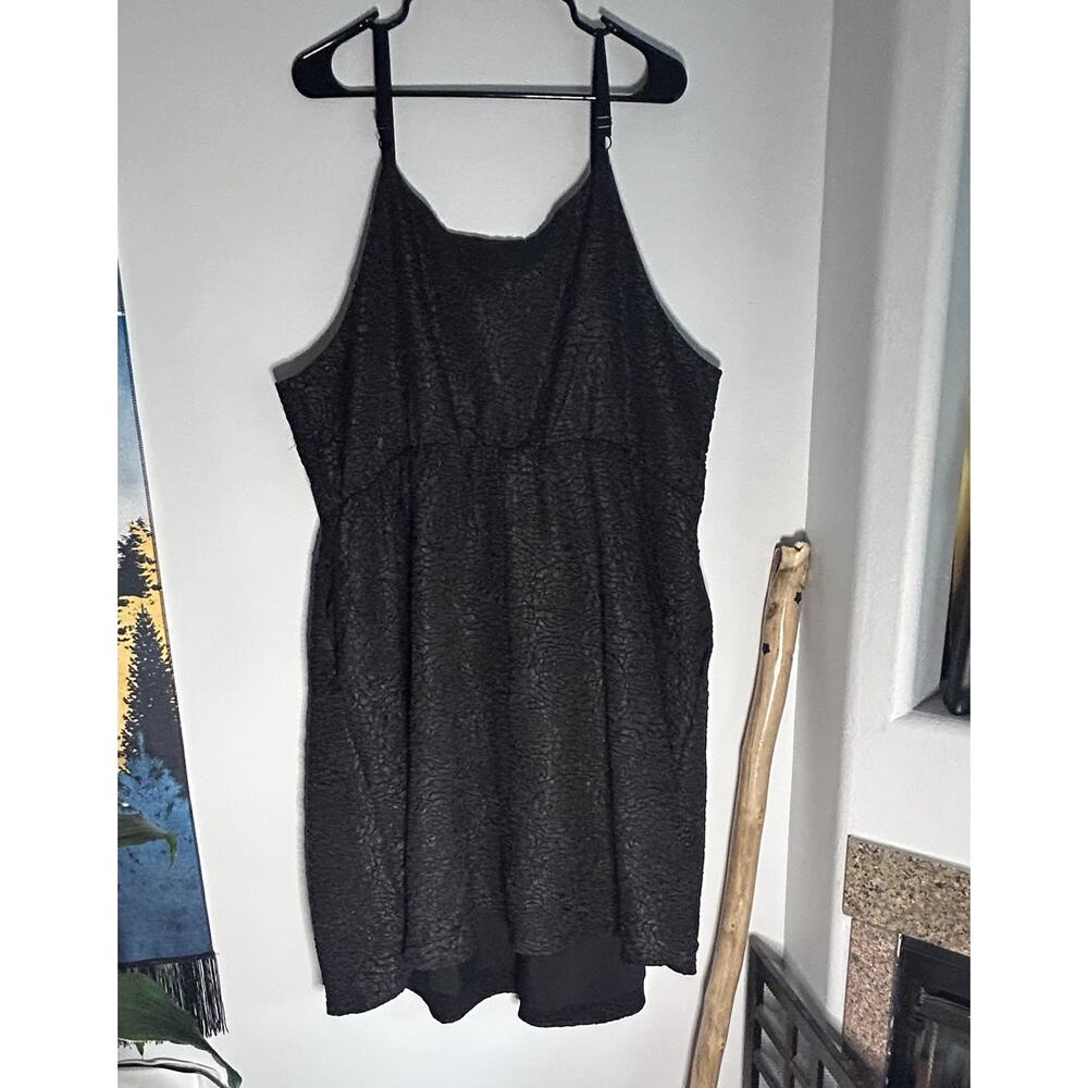 BloomChic Skater Dress Black Textured Rose Sleeveless Pockets Cocktail Sz 22 - Picture 3 of 11